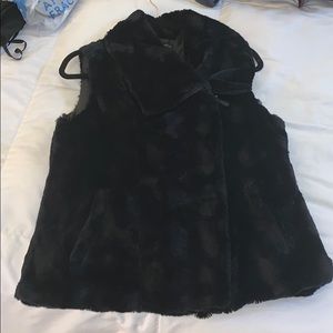 Black faux fur vest